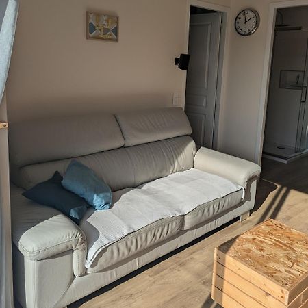 Comme A La Maison Clonas-sur-Vareze Εξωτερικό φωτογραφία
