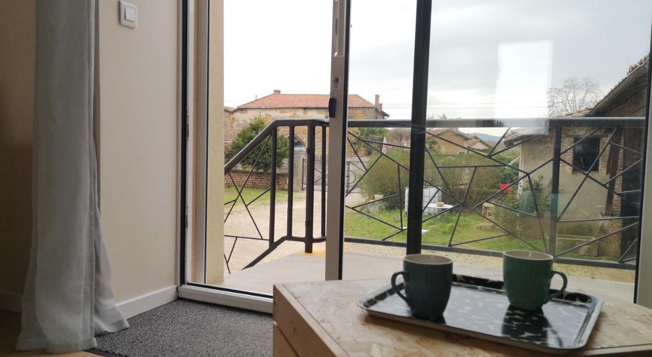 Comme A La Maison Clonas-sur-Vareze Εξωτερικό φωτογραφία